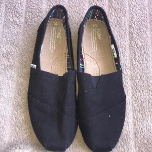 Toms canvas slip on
